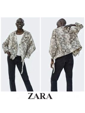 ZARA Snake Animal Print w Belt Buckle 1/2 Zipper Biker Moto Biker Jacket Sz M